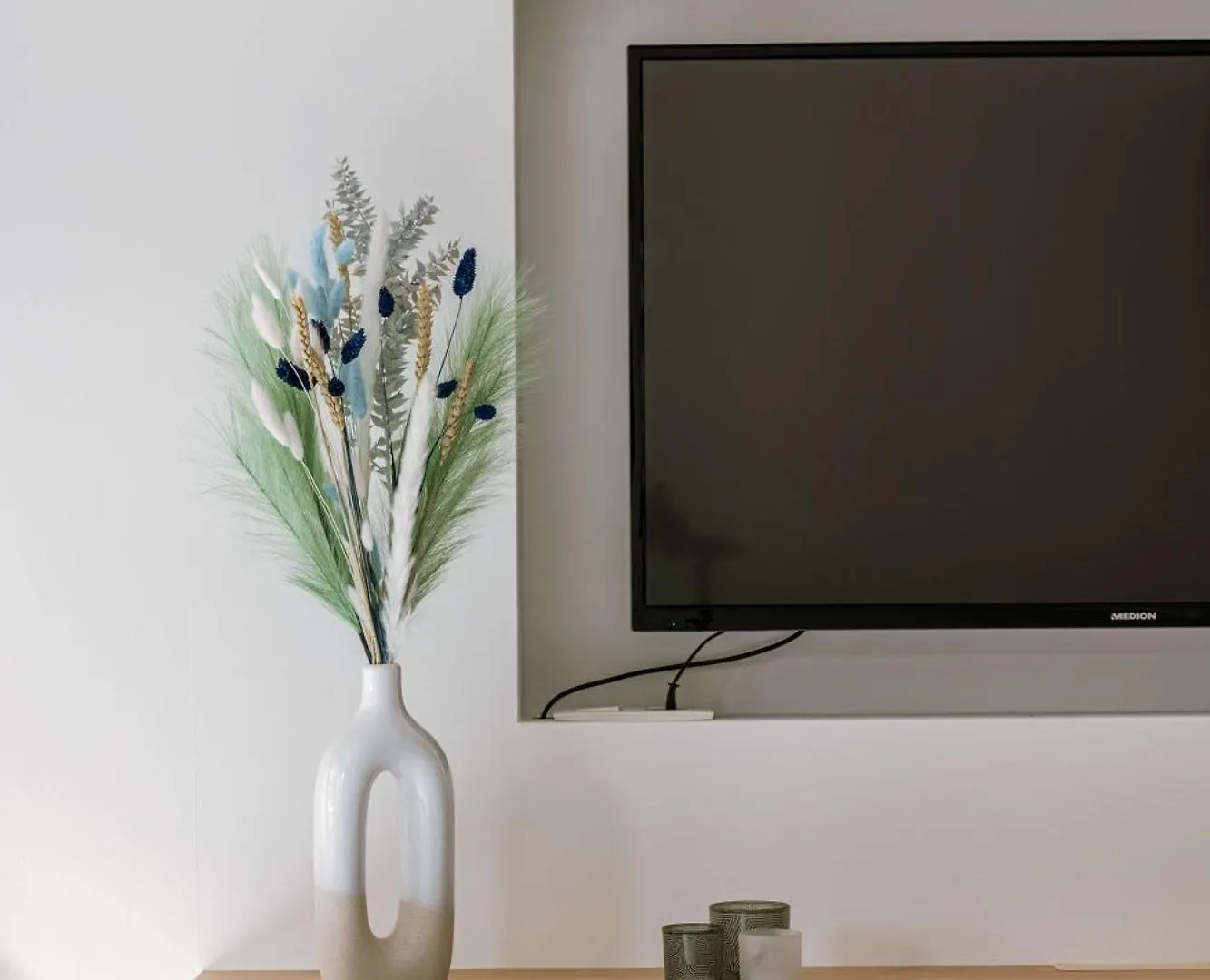 Huswell - Stylish Two Bedroom Apartment On Top Location Middelkerke Belgium
