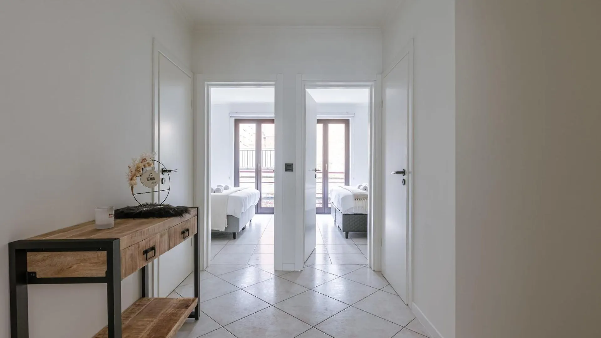 Huswell - Stylish Two Bedroom Apartment On Top Location Middelkerke