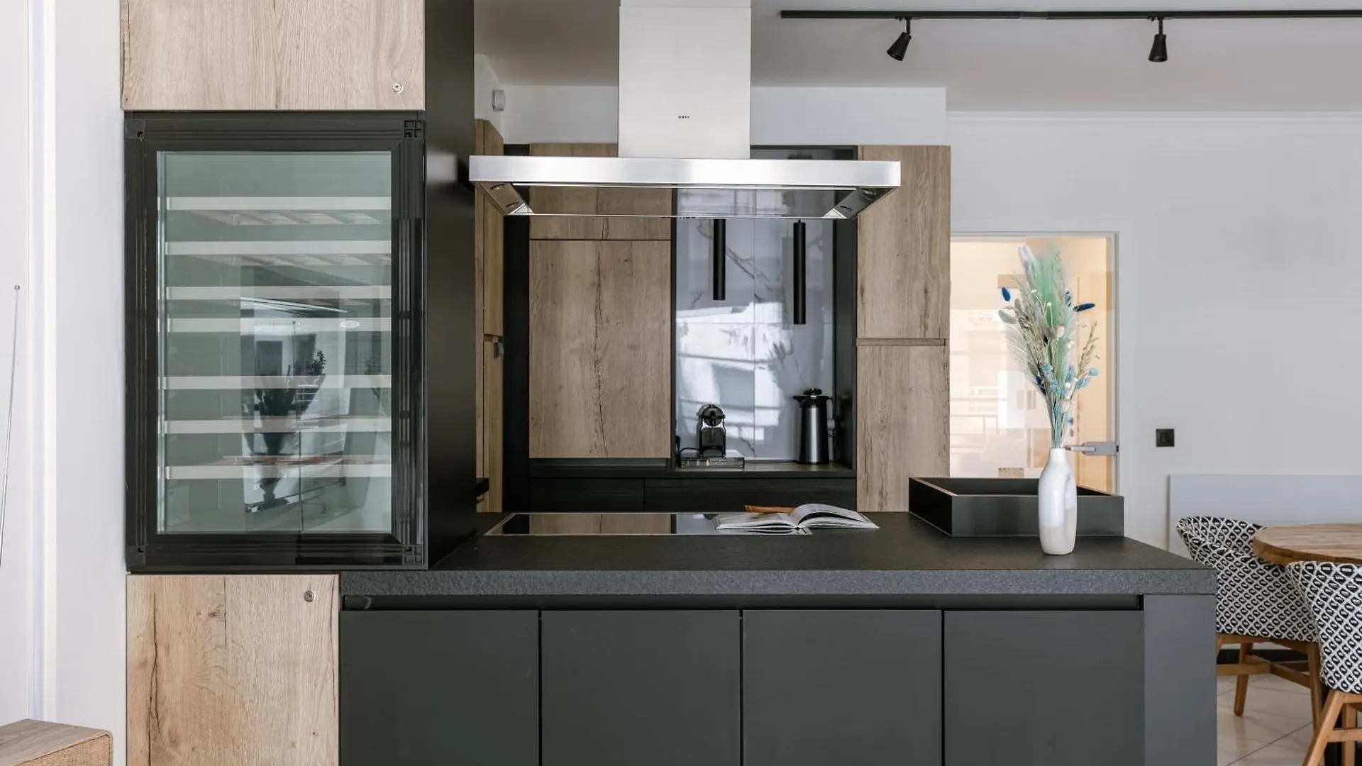 Huswell - Stylish Two Bedroom Apartment On Top Location Middelkerke 0*,